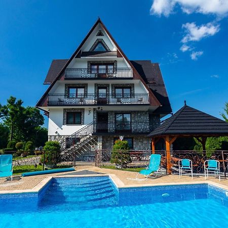 ポロニン Dw Pawel Bed & Breakfast エクステリア 写真