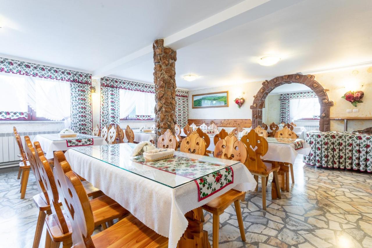 ポロニン Dw Pawel Bed & Breakfast エクステリア 写真
