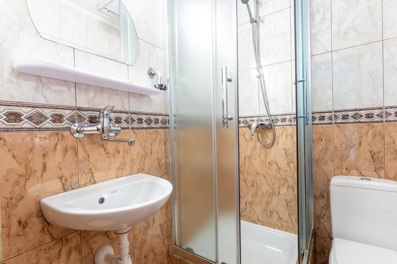 ポロニン Dw Pawel Bed & Breakfast エクステリア 写真